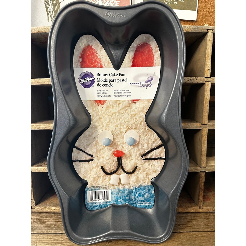 Wilton Bunny Cake Pan Non-Stick Easter Rabbit Specialty Bakeware Gray 2105-0753